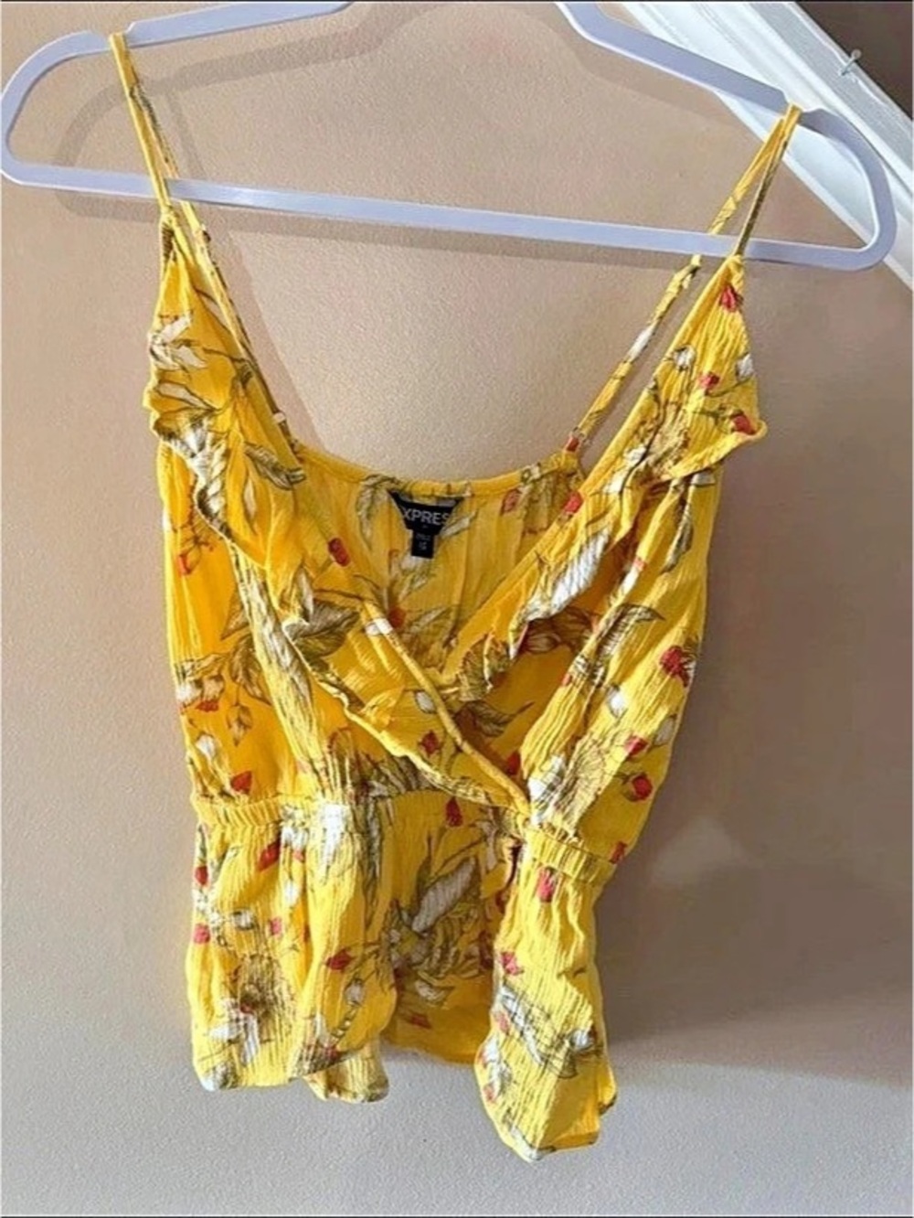 Express Floral Camisole in Yellow Size XS Like New
